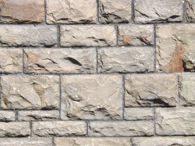 stone-up_-close-small